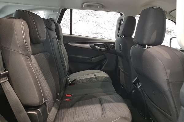 2024 Isuzu MU-X LS-M