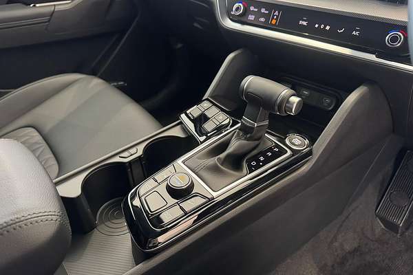 2025 Kia Sportage SX+ NQ5