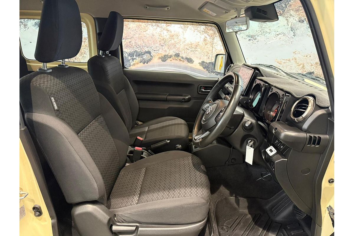 2022 Suzuki Jimny GJ