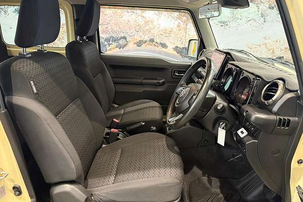 2022 Suzuki Jimny GJ