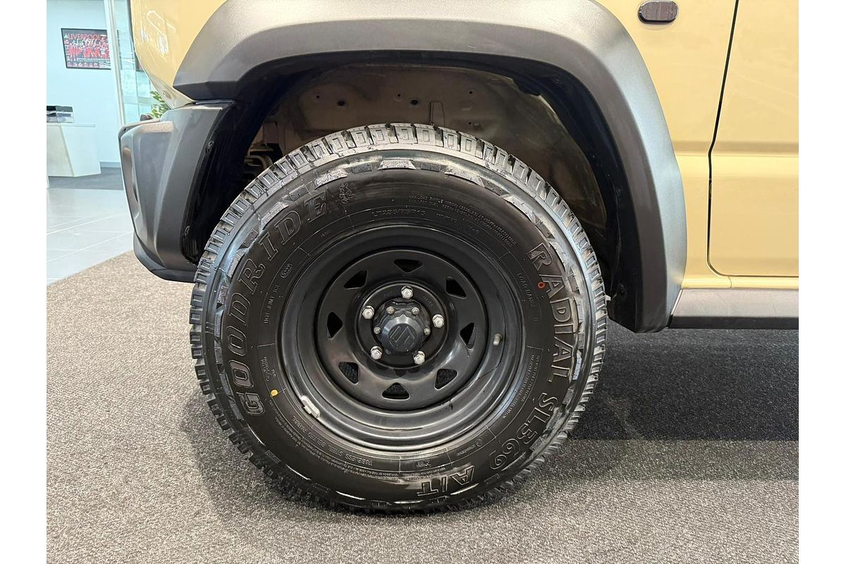 2022 Suzuki Jimny GJ