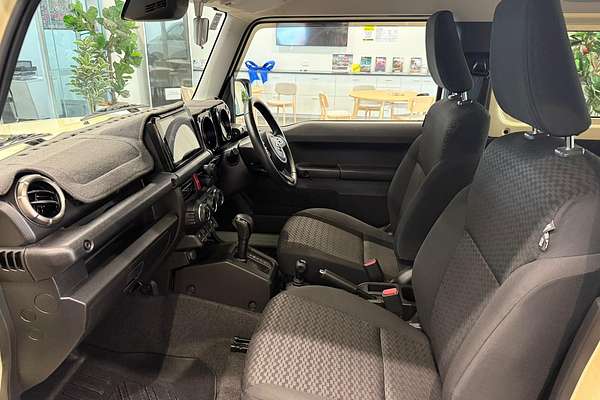 2022 Suzuki Jimny GJ