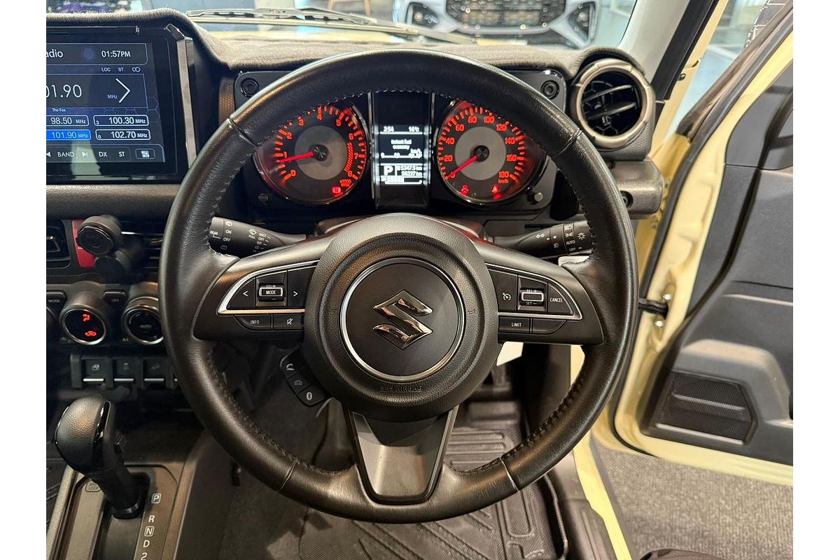 2022 Suzuki Jimny GJ