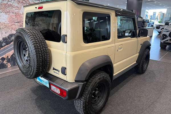 2022 Suzuki Jimny GJ