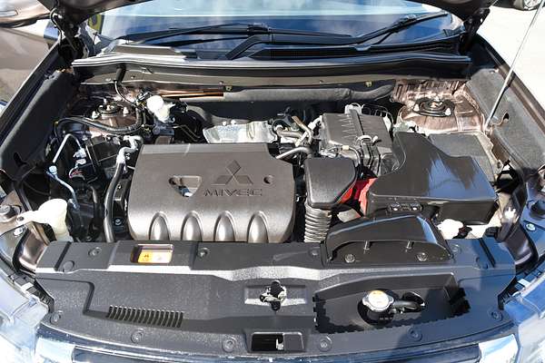 2015 Mitsubishi Outlander XLS ZK