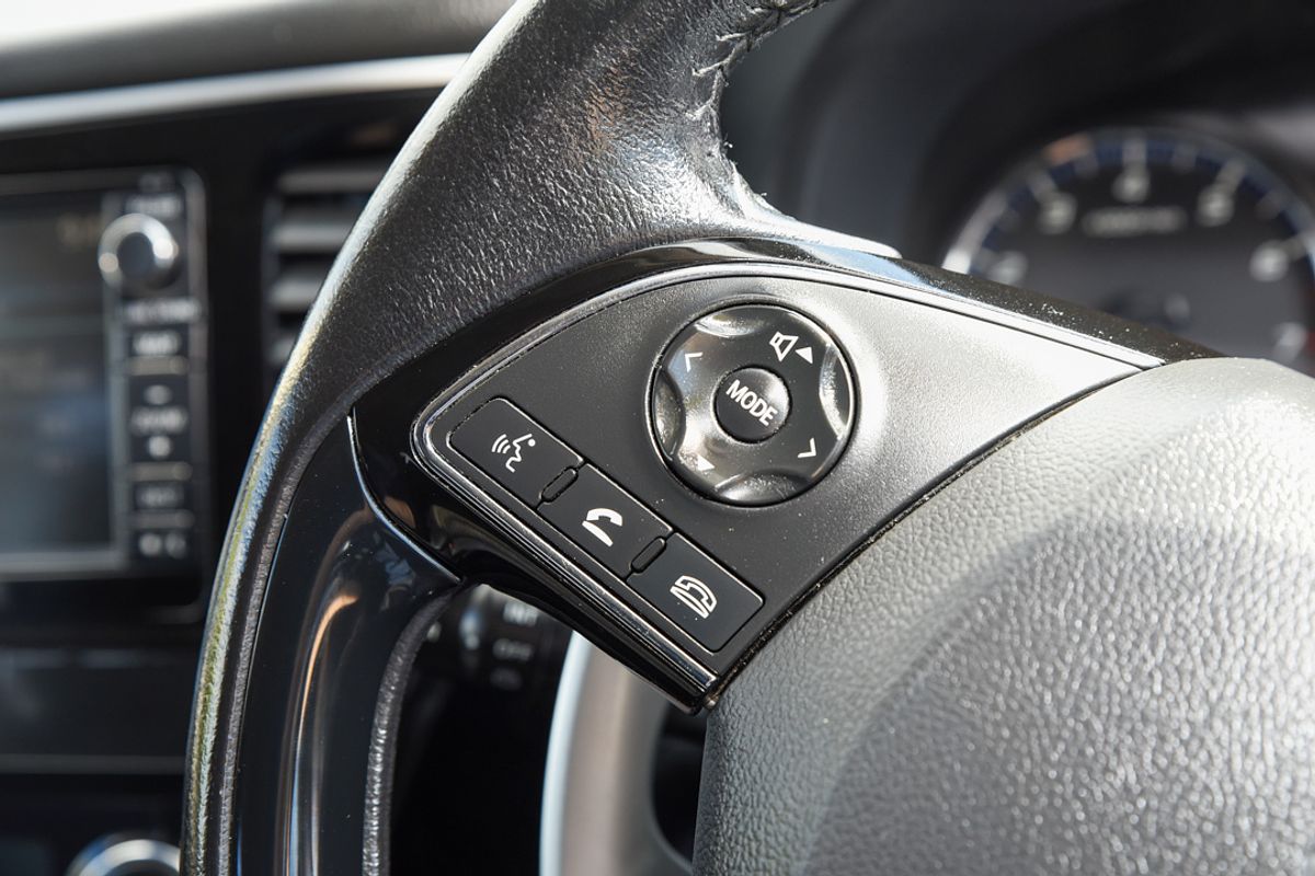 2015 Mitsubishi Outlander XLS ZK