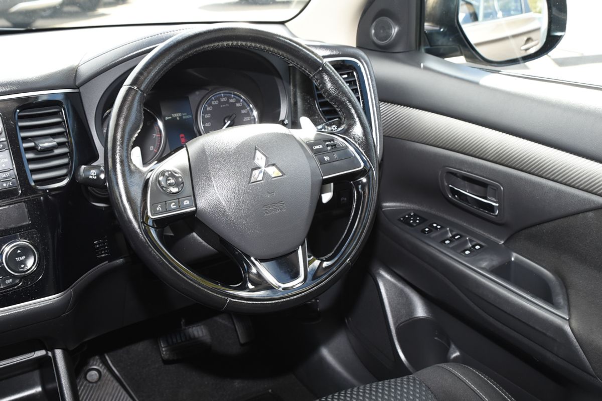2015 Mitsubishi Outlander XLS ZK