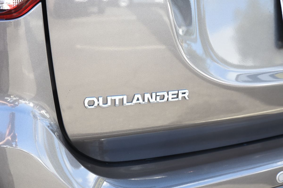 2015 Mitsubishi Outlander XLS ZK