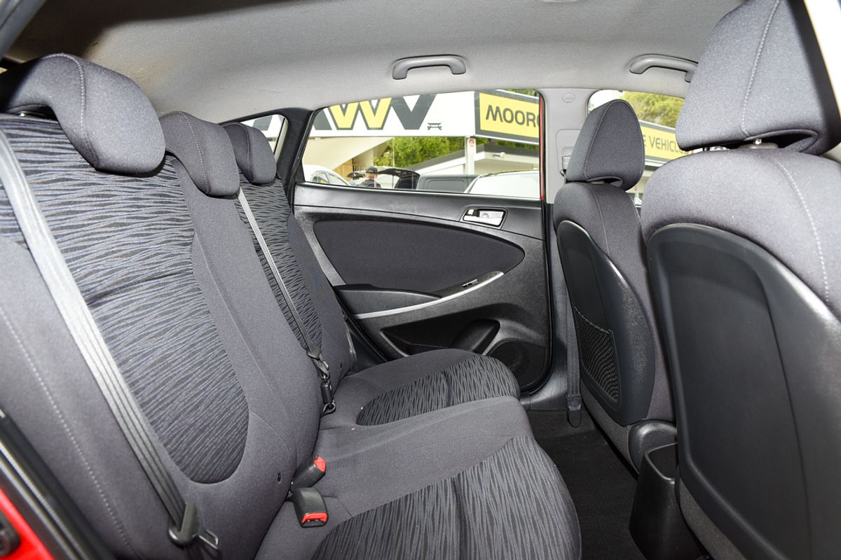 2016 Hyundai Accent Active RB4