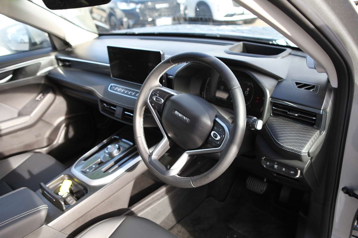 2023 GWM Haval Jolion Ultra Hybrid A01