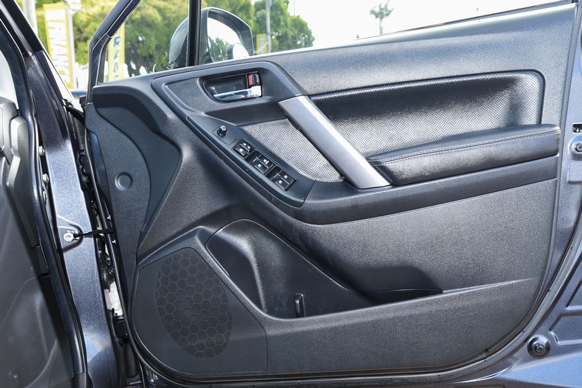 2014 Subaru Forester 2.5i-S S4