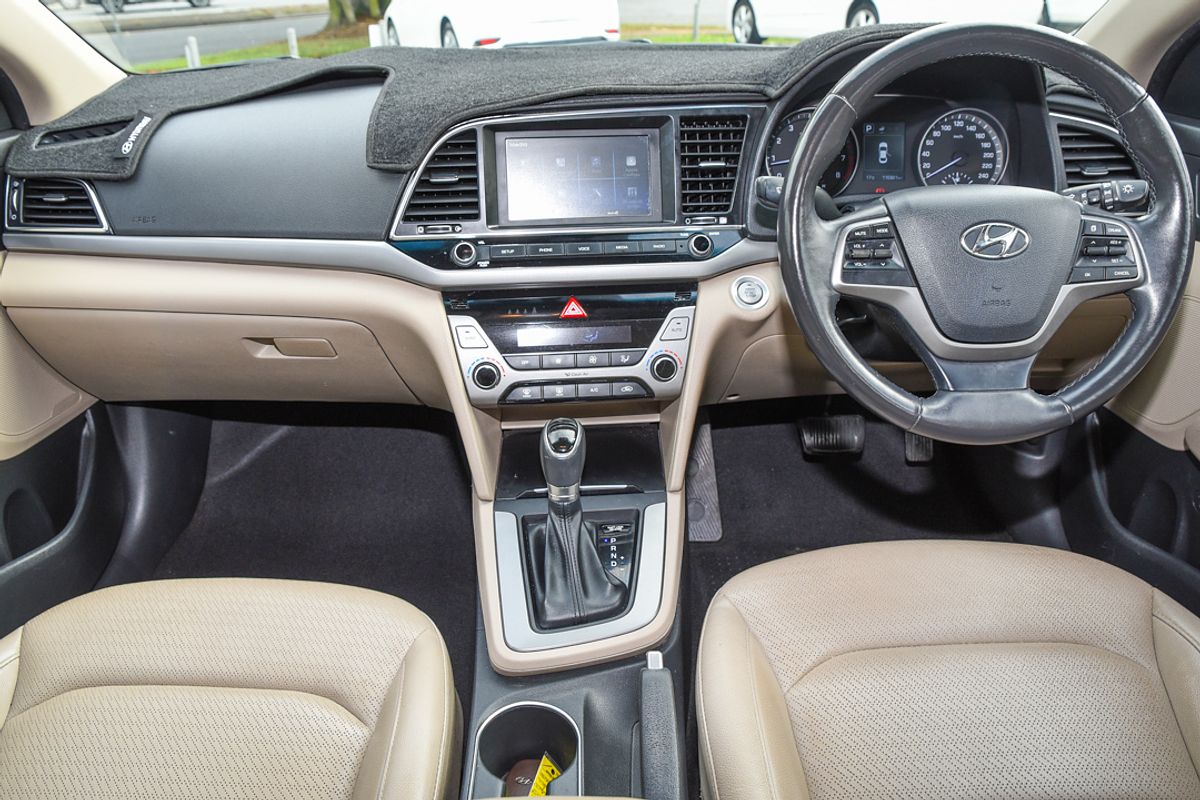 2017 Hyundai Elantra Elite AD