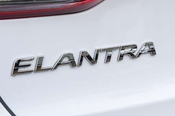 2017 Hyundai Elantra Elite AD