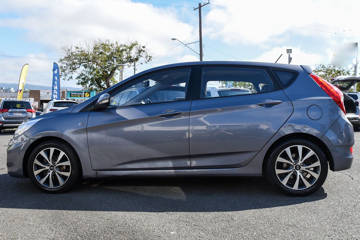 2016 Hyundai Accent SR RB4