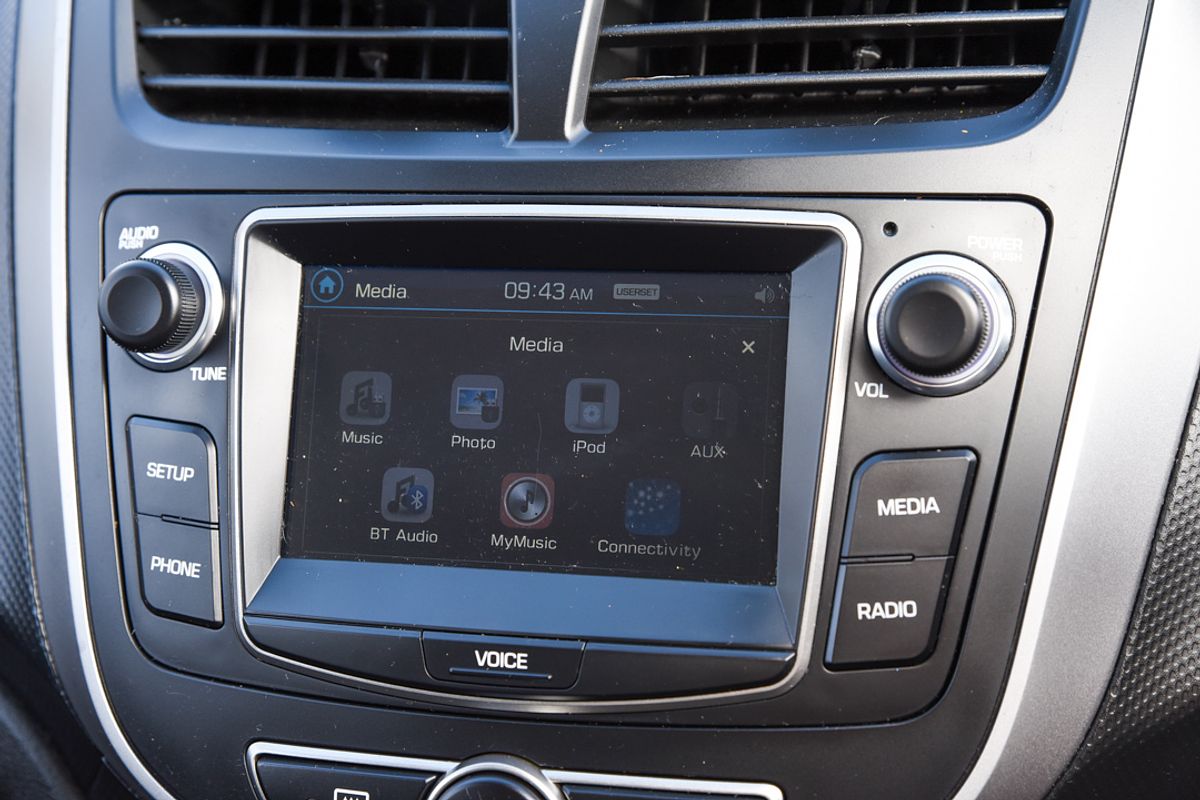 2016 Hyundai Accent SR RB4