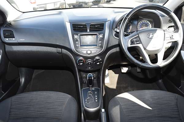 2016 Hyundai Accent SR RB4