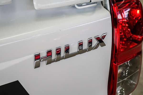 2018 Toyota Hilux SR GUN126R 4X4