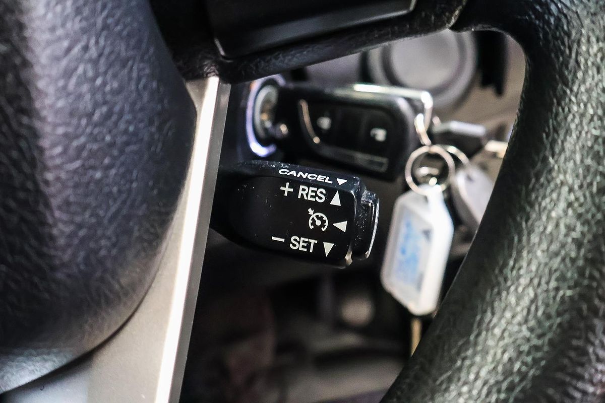 2018 Toyota Hilux SR GUN126R 4X4