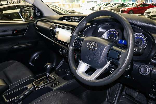 2018 Toyota Hilux SR GUN126R 4X4