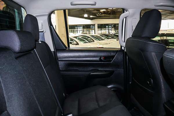 2018 Toyota Hilux SR GUN126R 4X4
