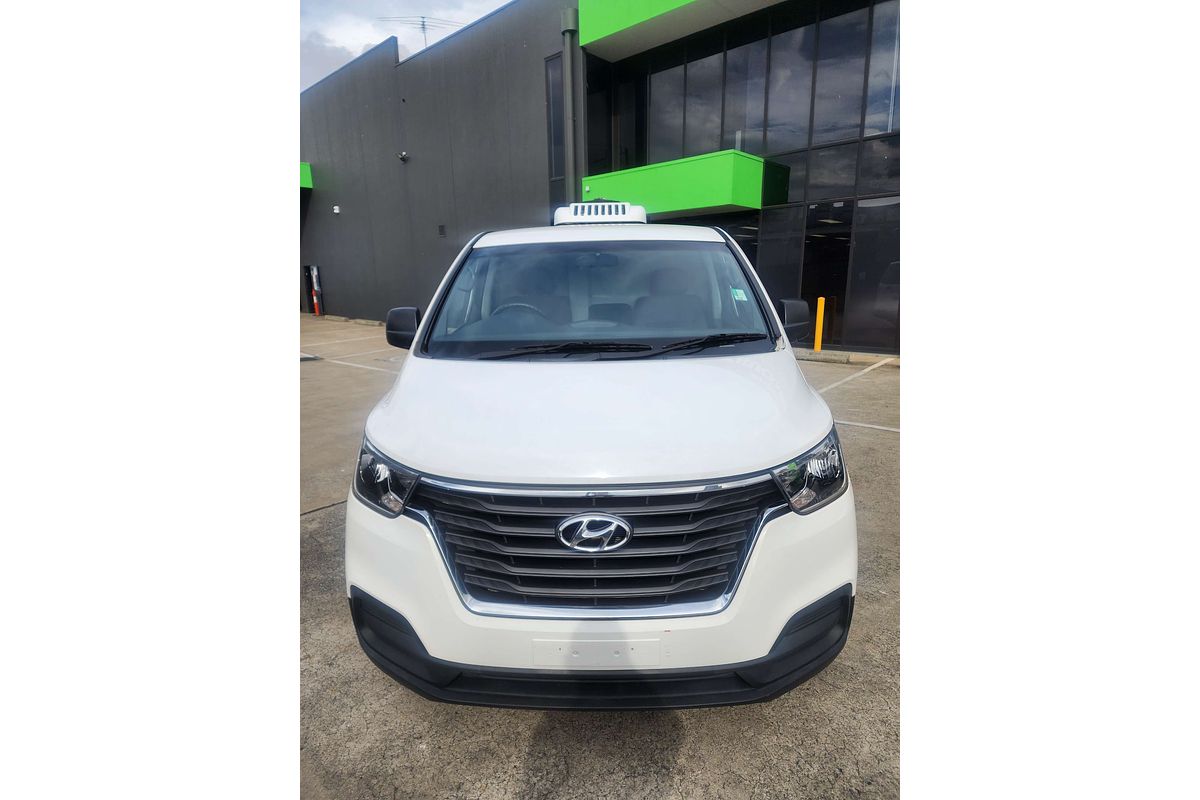 2018 Hyundai iLoad  TQ4