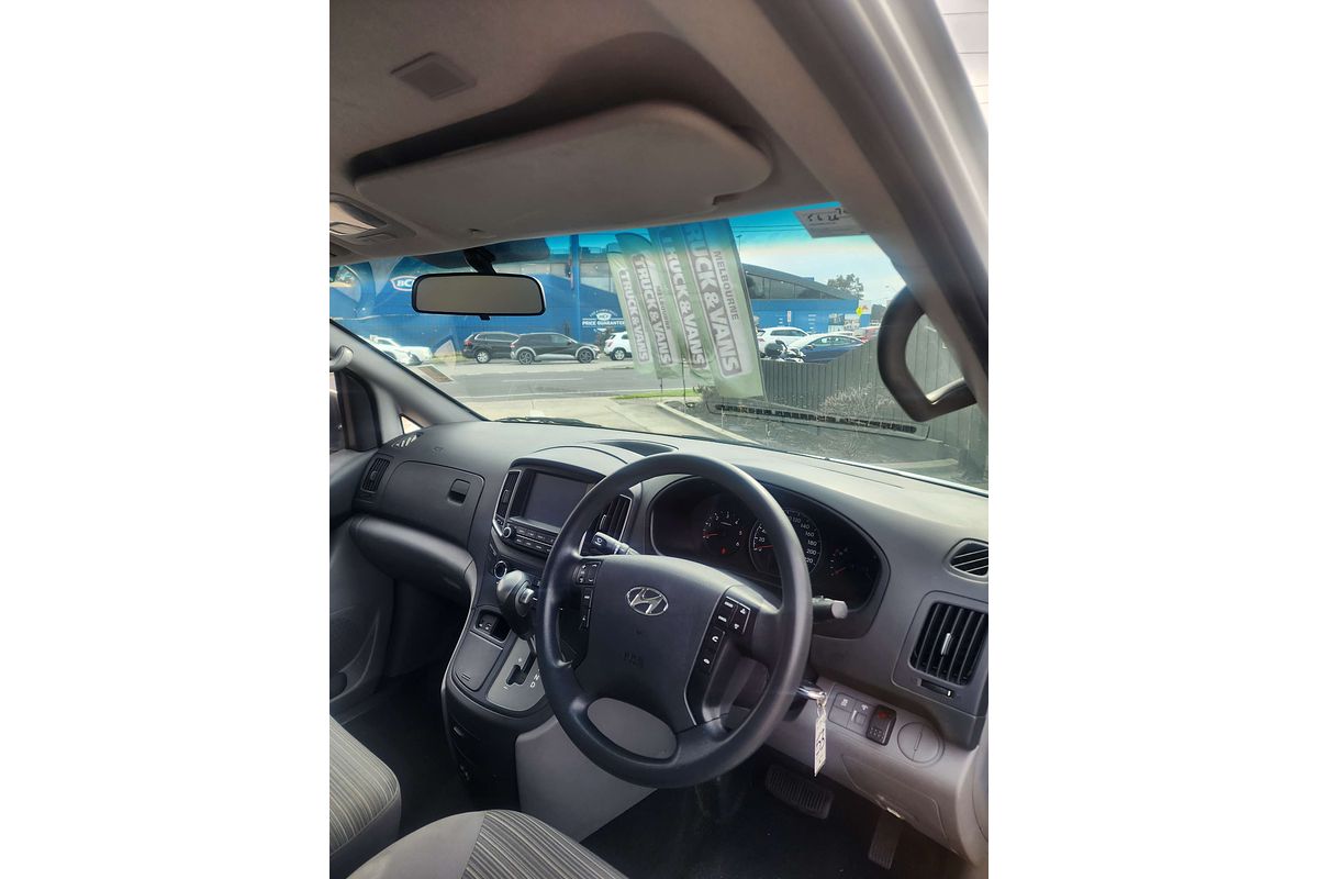 2018 Hyundai iLoad  TQ4