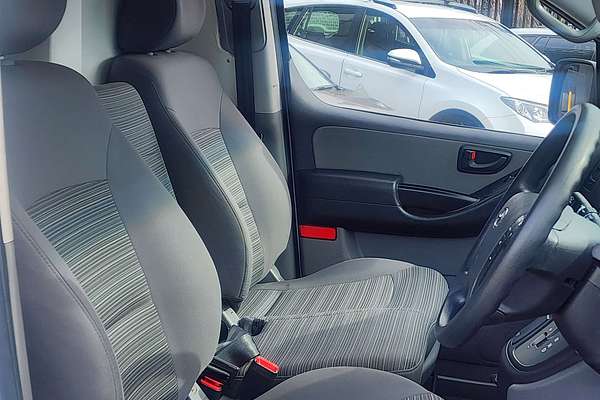 2018 Hyundai iLoad  TQ4