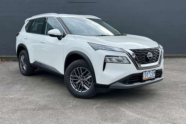 2025 Nissan X-TRAIL ST T33
