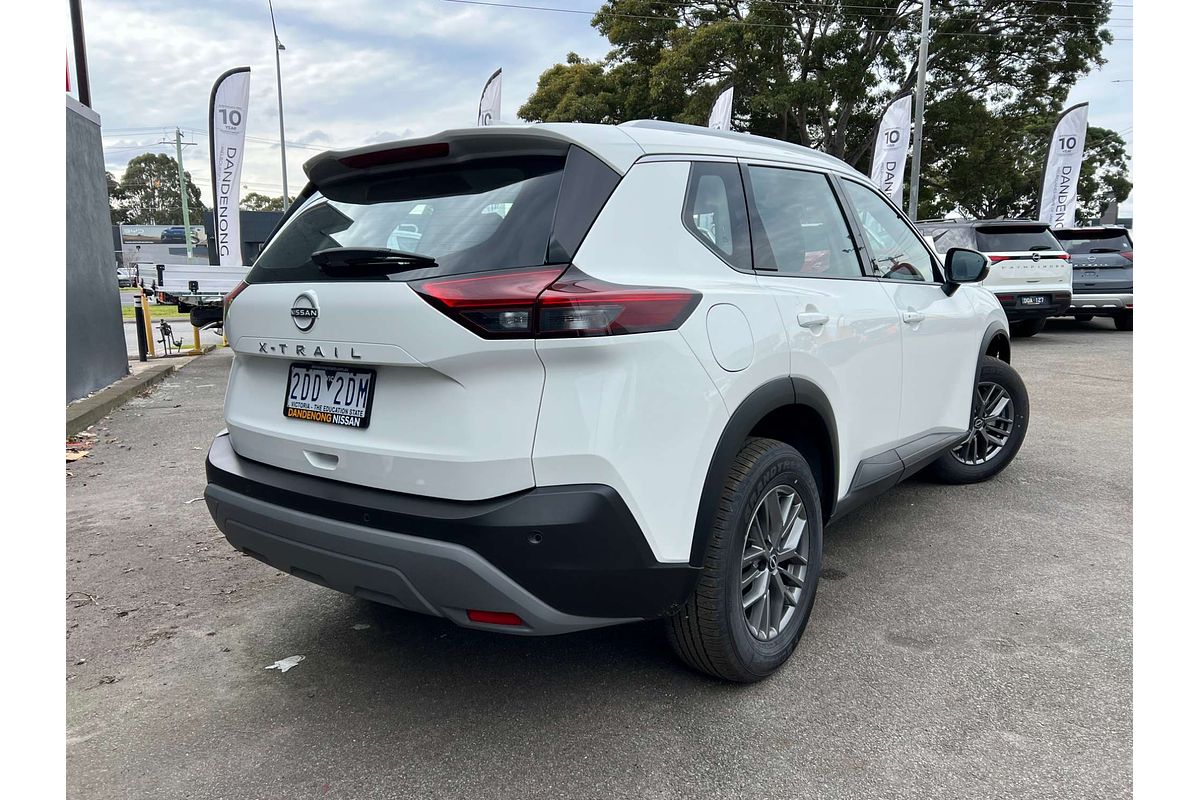 2025 Nissan X-TRAIL ST T33