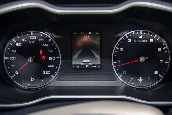 2024 MG ZS Excite AZS1