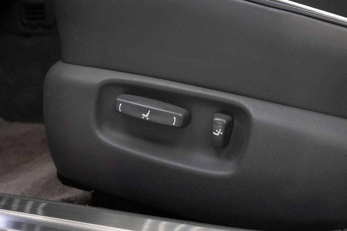2004 Toyota Unknown