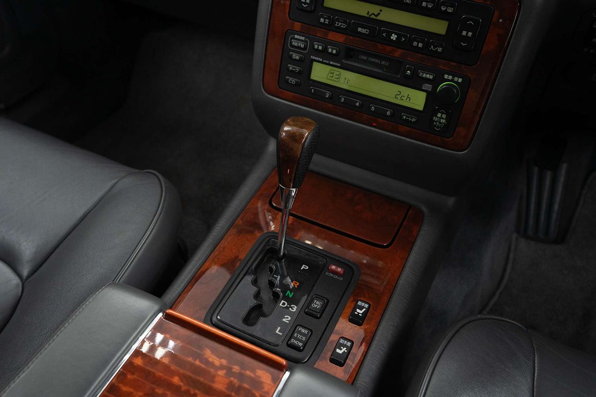 2004 Toyota Unknown