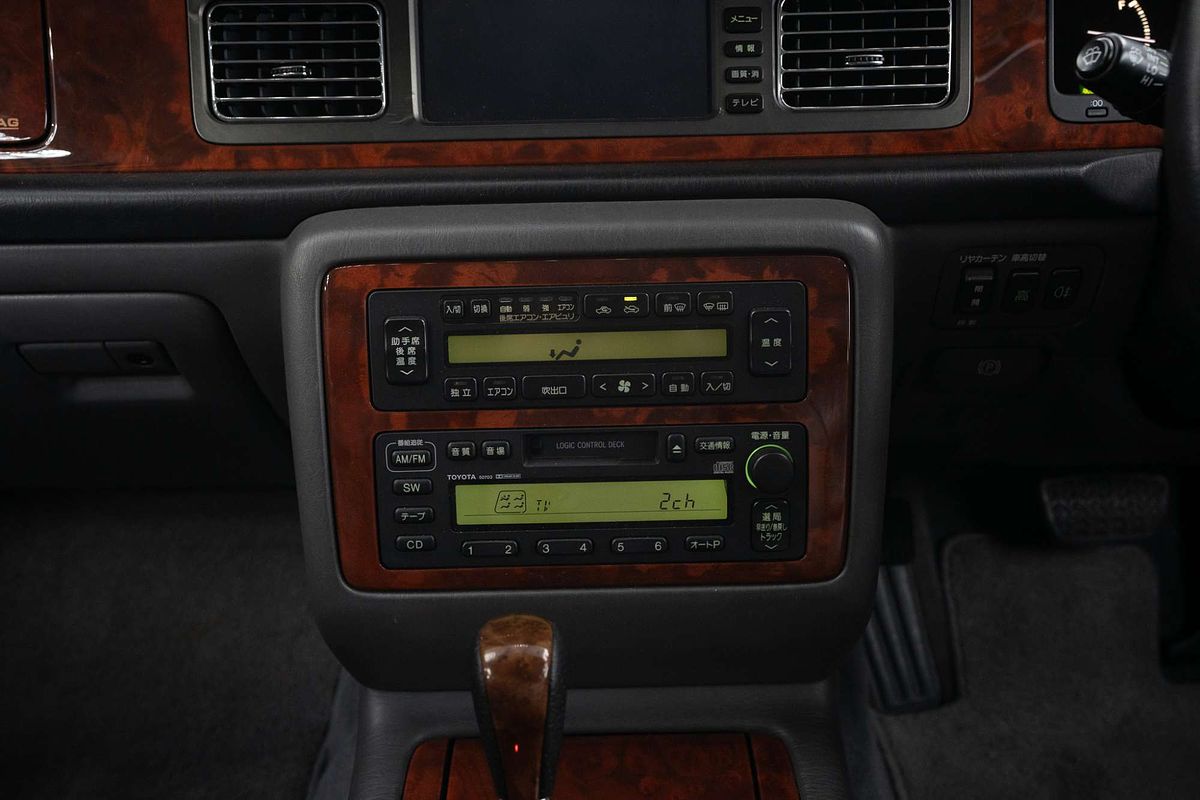 2004 Toyota Unknown