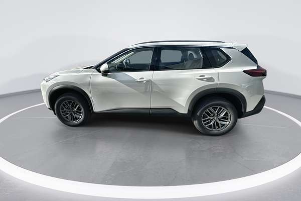 2025 Nissan X-TRAIL ST T33