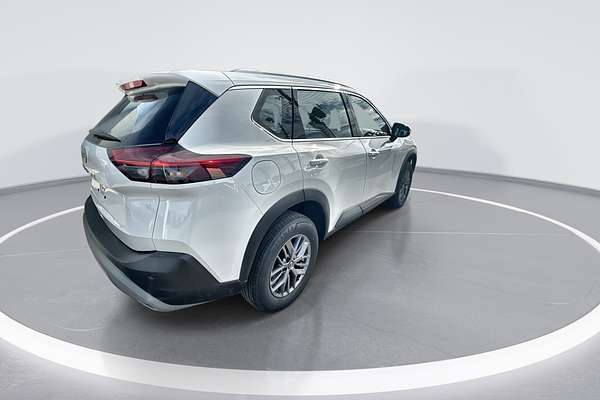 2025 Nissan X-TRAIL ST T33