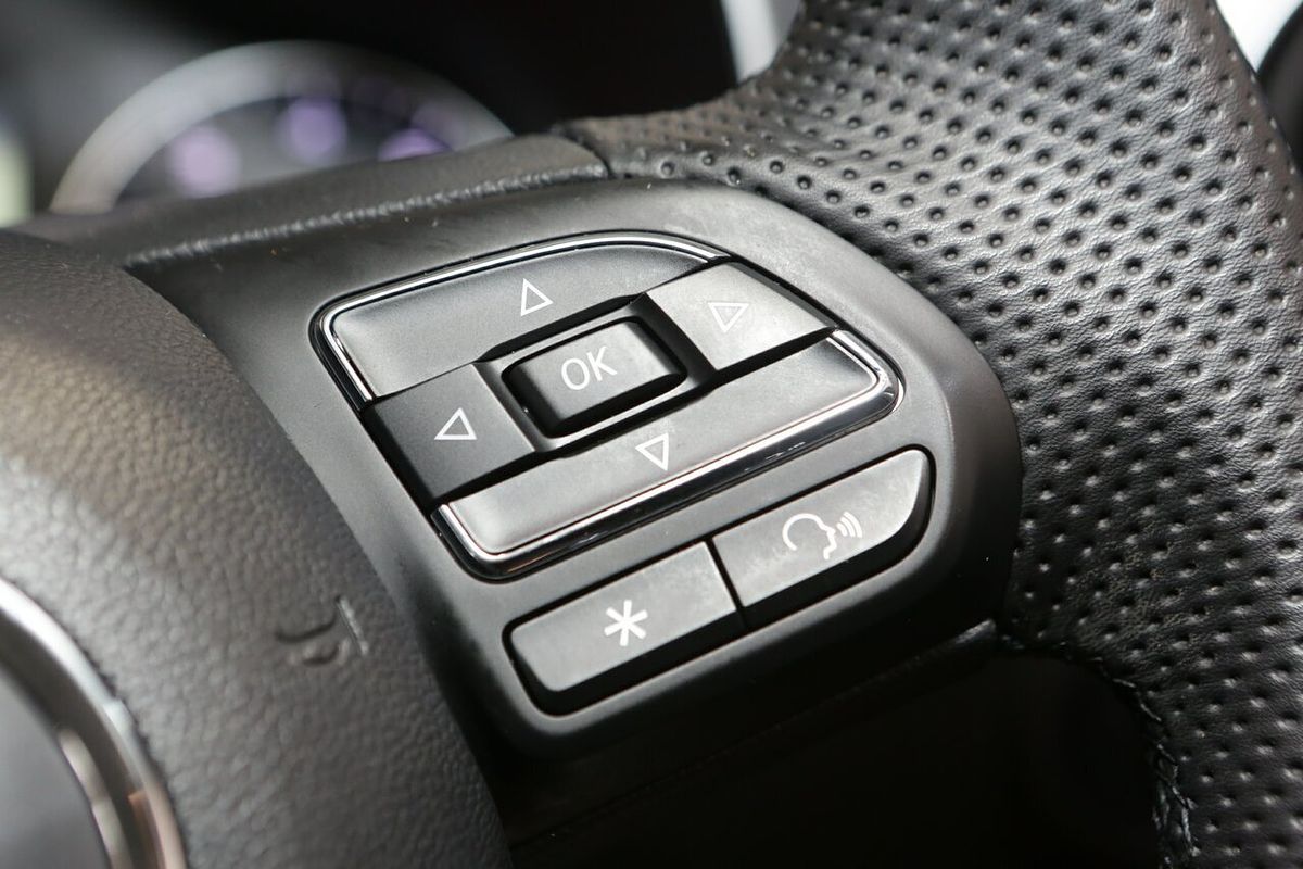 2024 MG ZS Excite AZS1