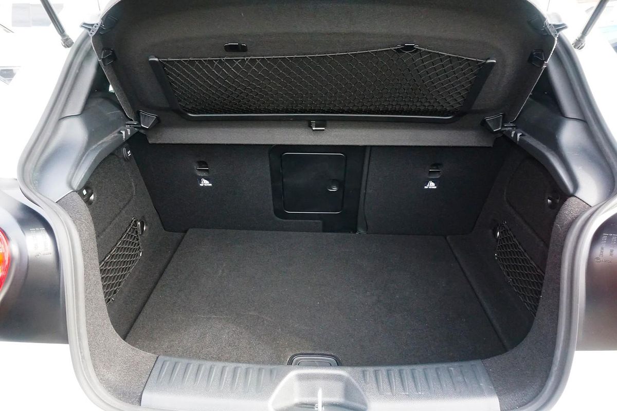 2013 Mercedes-Benz A-Class A200 W176