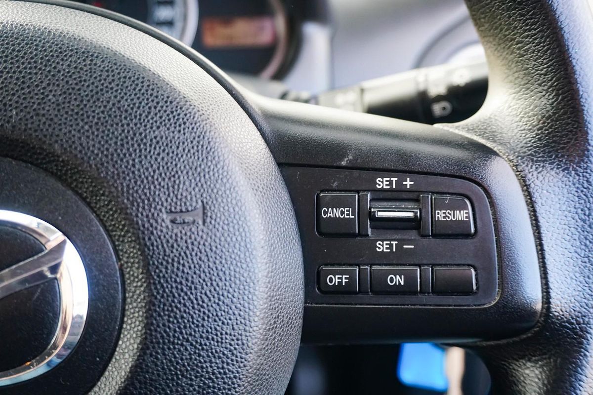 2012 Mazda 2 Maxx DE Series 2