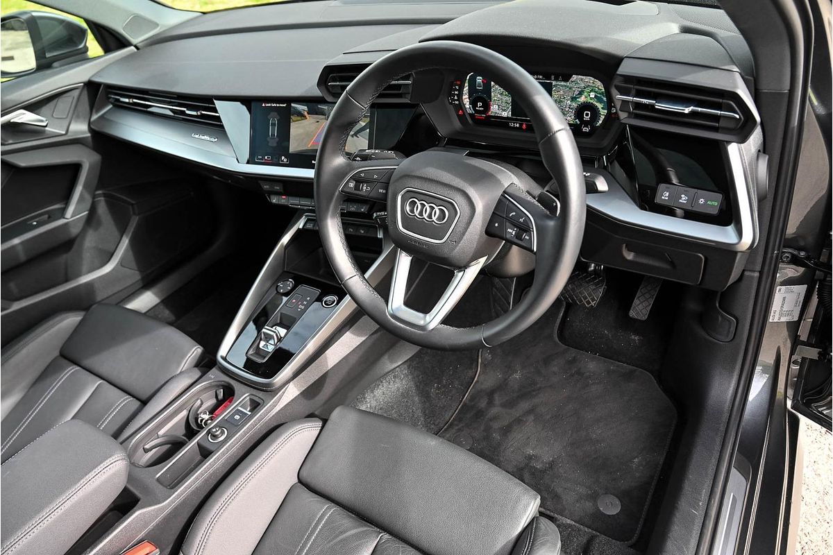 2023 Audi A3 40 TFSI S line GY