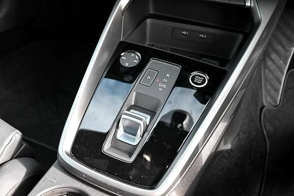 2023 Audi A3 40 TFSI S line GY