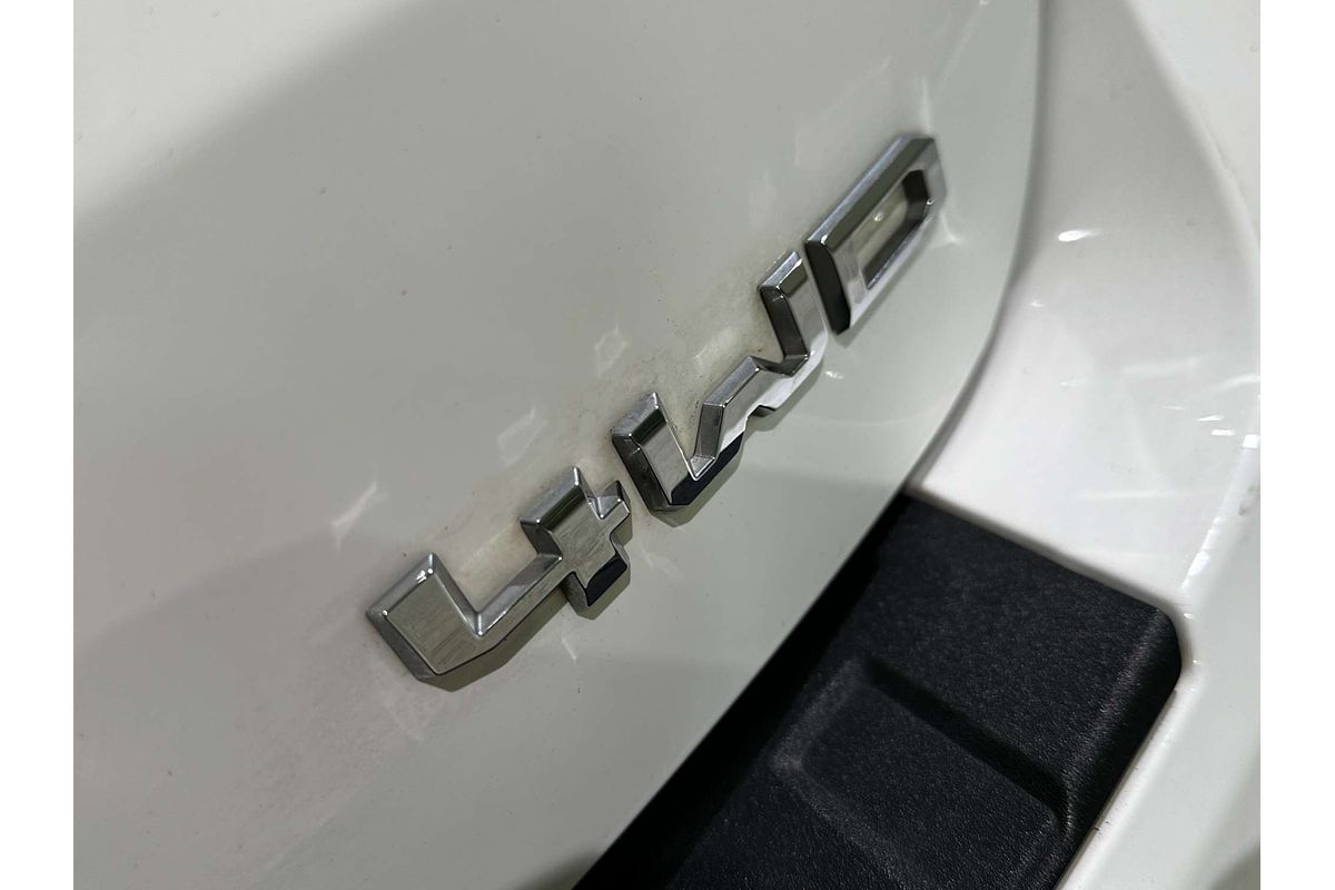 2022 Ford Everest Ambiente  2.0L