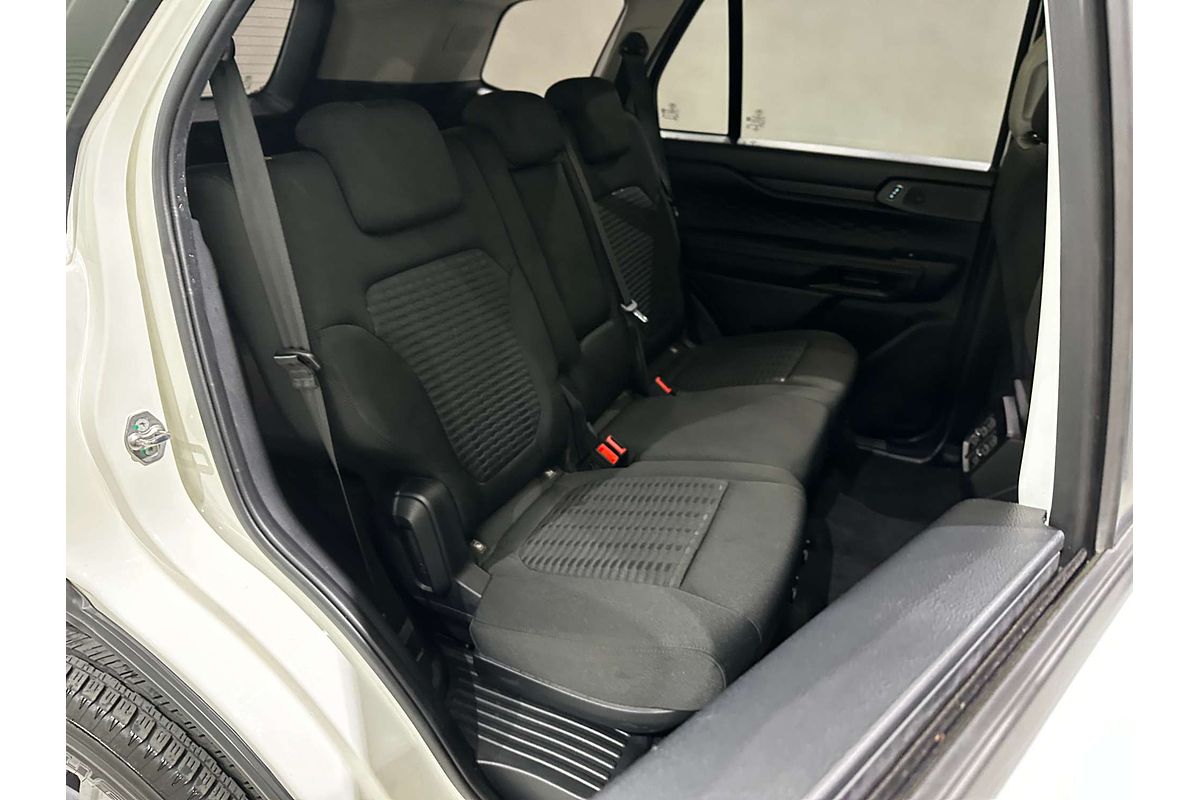 2022 Ford Everest Ambiente  2.0L
