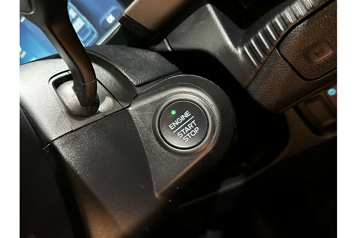 2022 Ford Everest Ambiente  2.0L