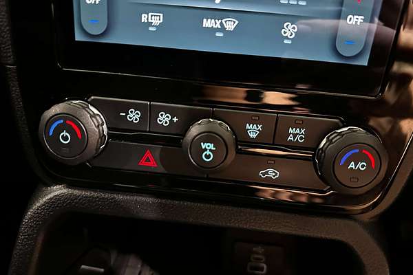 2022 Ford Everest Ambiente  2.0L