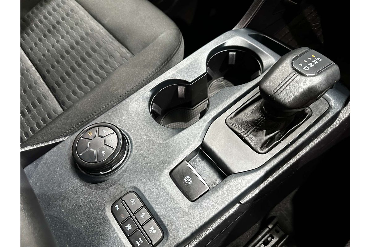 2022 Ford Everest Ambiente  2.0L