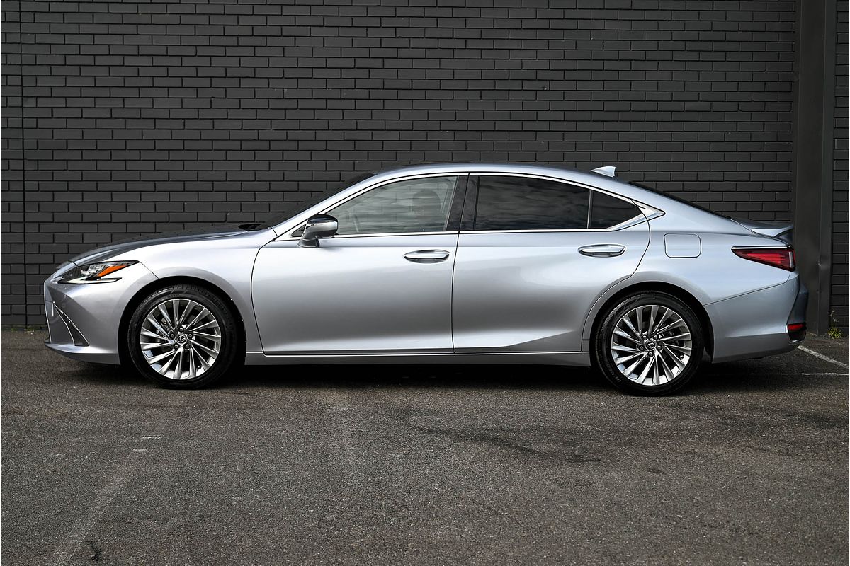 2023 Lexus ES ES300h Sports Luxury AXZH10R