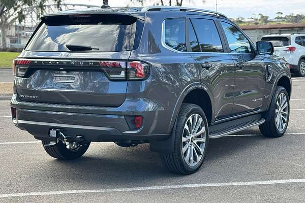 2025 Ford Everest Platinum 3.0L