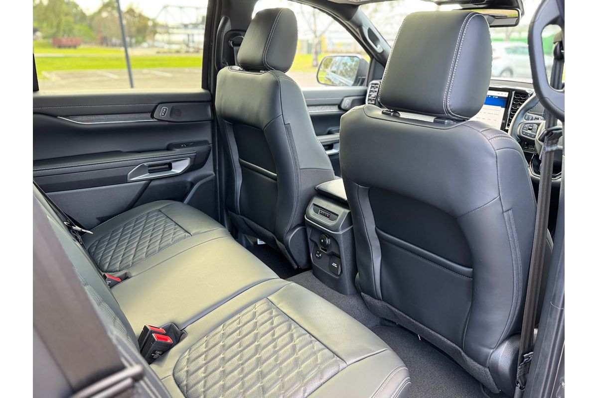 2025 Ford Everest Platinum 3.0L