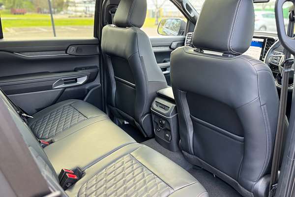 2025 Ford Everest Platinum 3.0L