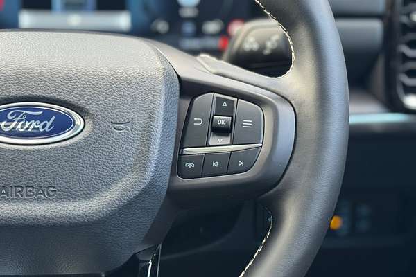 2025 Ford Everest Platinum 3.0L